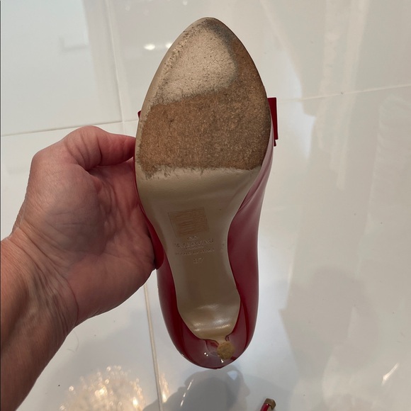 Valentino Patent Heels - Picture 15 of 16